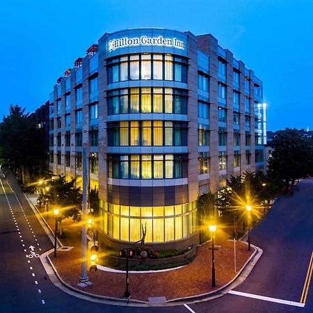Hilton Garden Inn Alexandria Old Town National Harbor Dış mekan fotoğraf