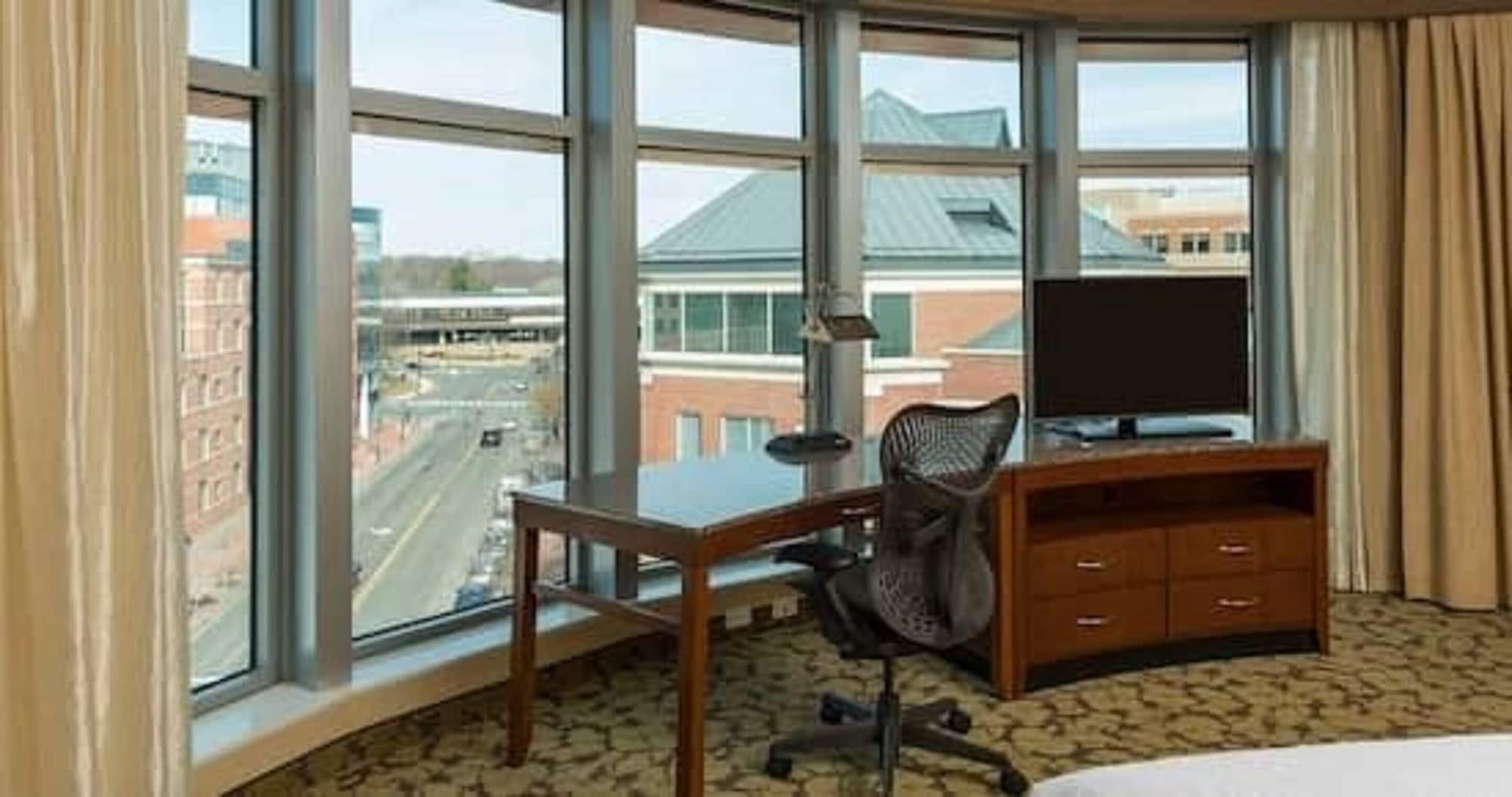 Hilton Garden Inn Alexandria Old Town National Harbor Dış mekan fotoğraf