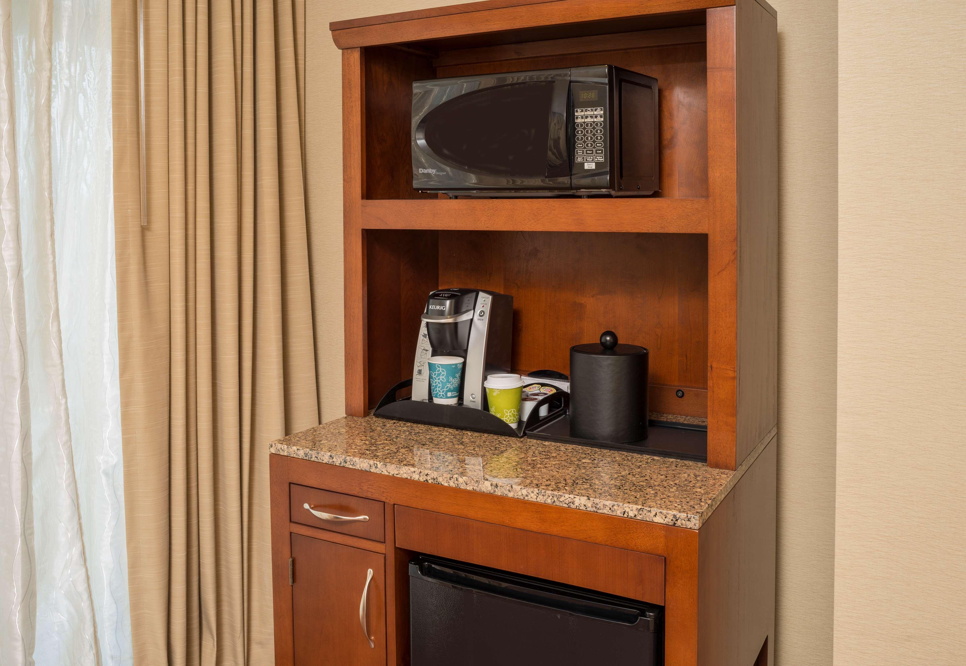Hilton Garden Inn Alexandria Old Town National Harbor Dış mekan fotoğraf