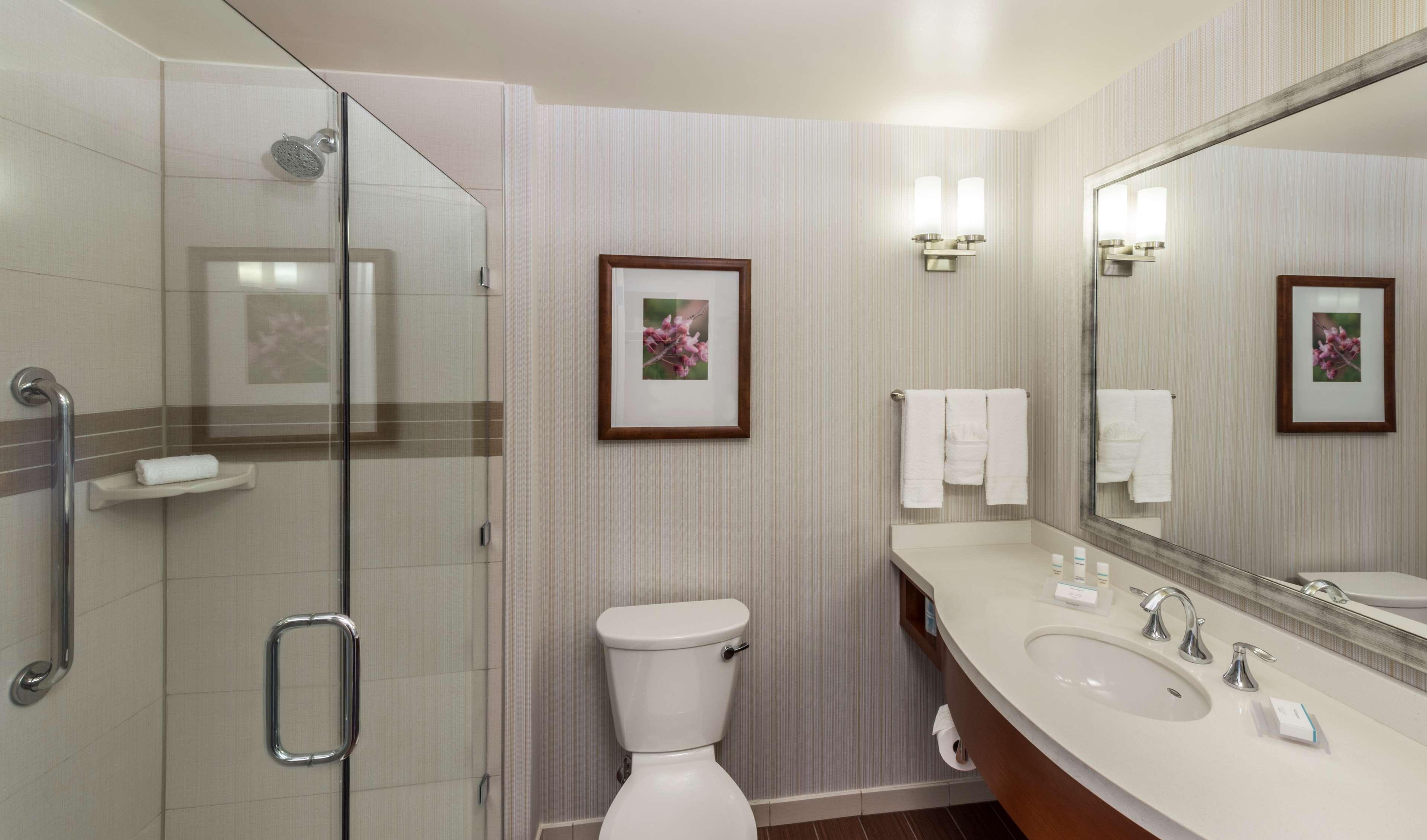 Hilton Garden Inn Alexandria Old Town National Harbor Dış mekan fotoğraf