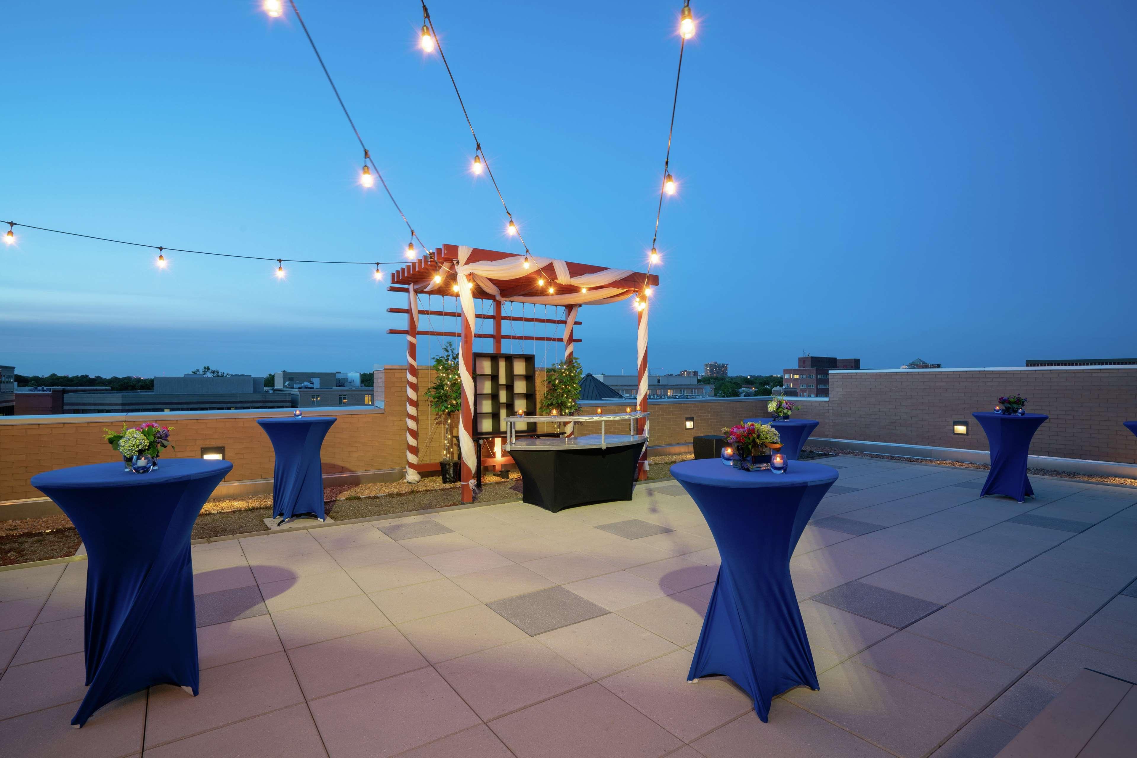 Hilton Garden Inn Alexandria Old Town National Harbor Dış mekan fotoğraf