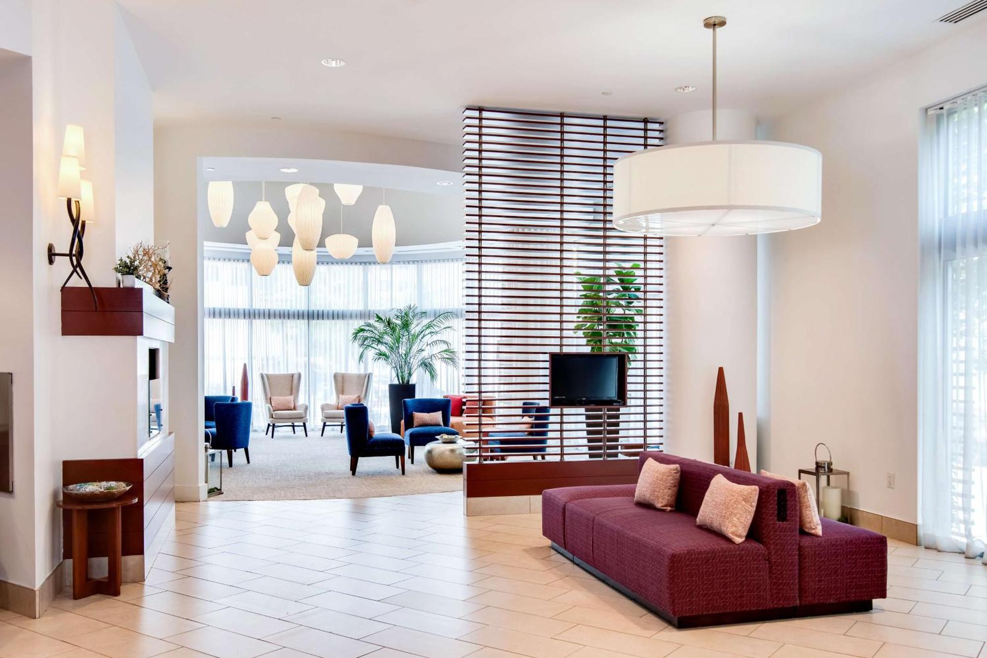 Hilton Garden Inn Alexandria Old Town National Harbor Dış mekan fotoğraf